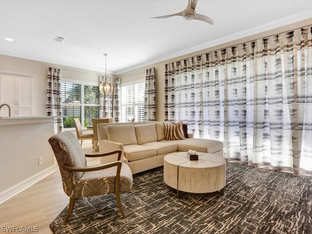 1051 Egrets Walk CIR 7-201, Naples, FL 34108