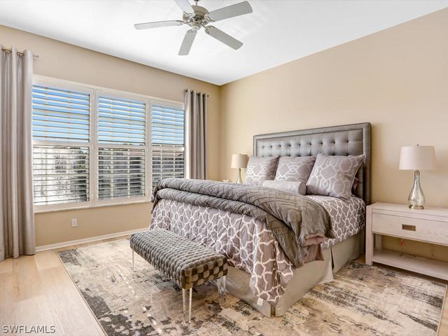 1051 Egrets Walk CIR 7-201, Naples, FL 34108