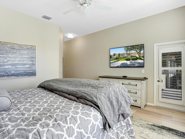 1051 Egrets Walk CIR 7-201, Naples, FL 34108