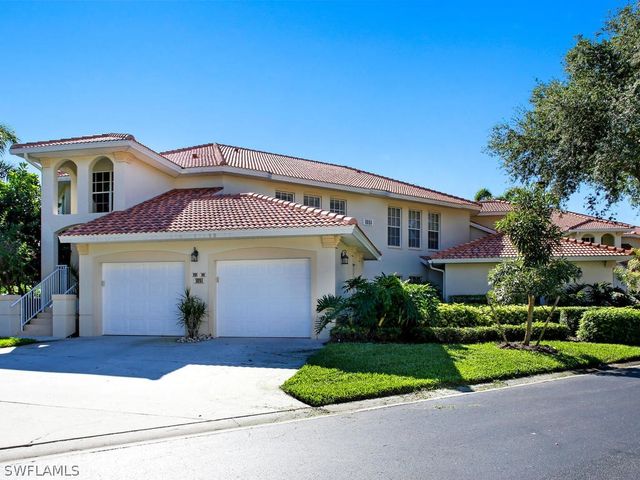 1051 Egrets Walk CIR 7-201, Naples, FL 34108