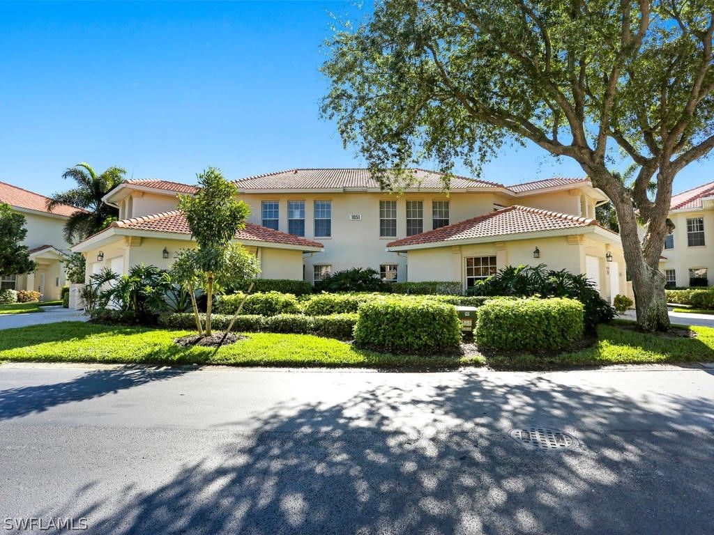 1051 Egrets Walk CIR 7-201, Naples, FL 34108