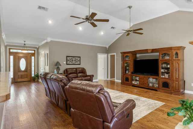 1312 Vz County Road 2624, Wills Point, TX 75169