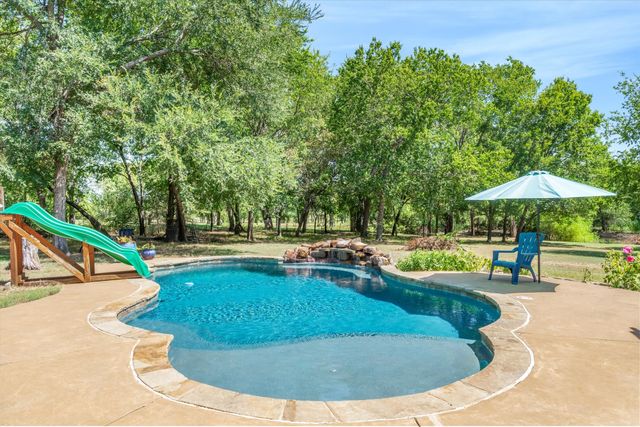 1312 Vz County Road 2624, Wills Point, TX 75169