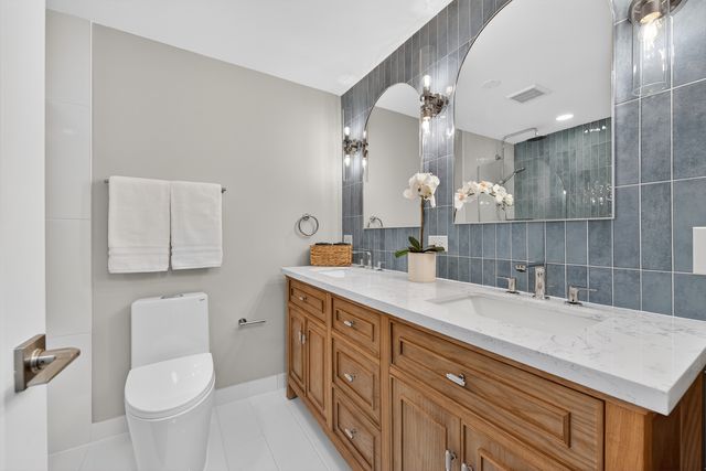 1338 Radcliffe Lane, Schaumburg, IL 60193