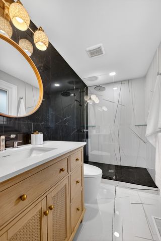 1338 Radcliffe Lane, Schaumburg, IL 60193