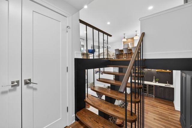 1338 Radcliffe Lane, Schaumburg, IL 60193