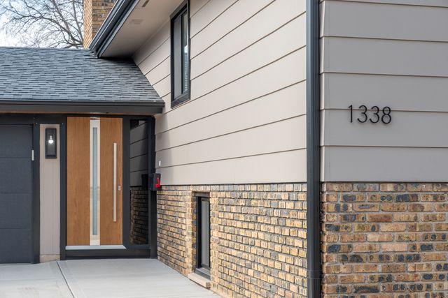 1338 Radcliffe Lane, Schaumburg, IL 60193