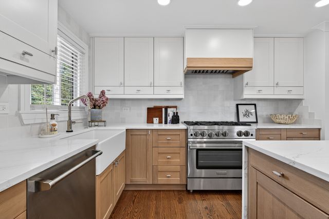 1338 Radcliffe Lane, Schaumburg, IL 60193