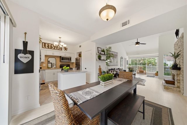 2100 Tanglewilde Street 750, Houston, TX 77063