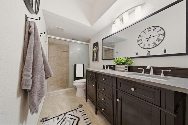 2100 Tanglewilde Street 750, Houston, TX 77063