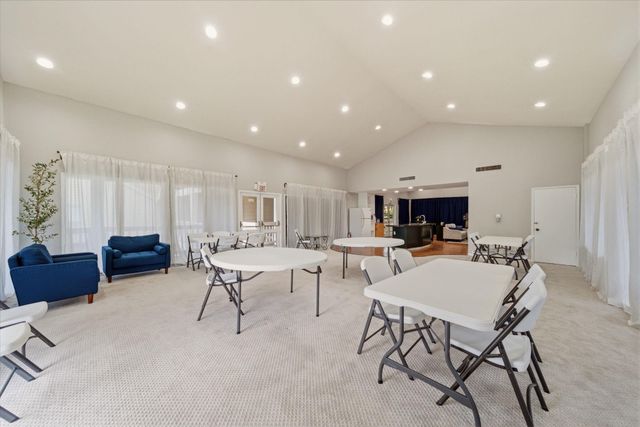 2100 Tanglewilde Street 750, Houston, TX 77063