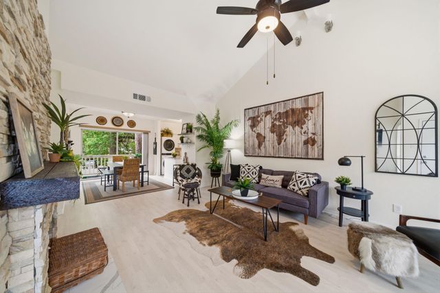 2100 Tanglewilde Street 750, Houston, TX 77063