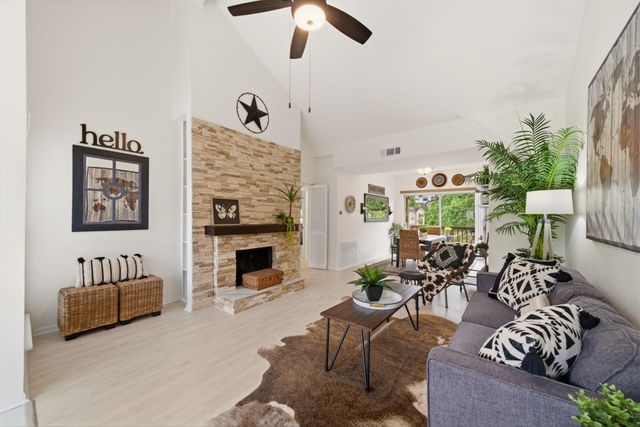 2100 Tanglewilde Street 750, Houston, TX 77063