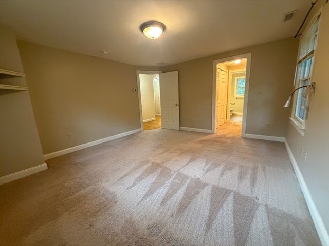 132 Central St, North Reading, MA 01864