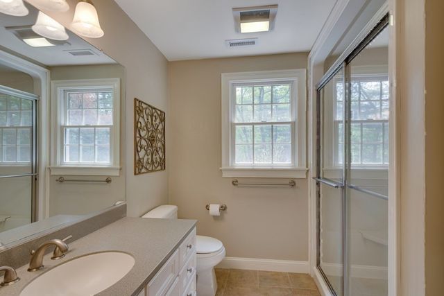 132 Central St, North Reading, MA 01864
