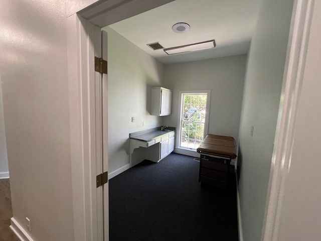 300 N Bryant Avenue, Sherman, TX 75090