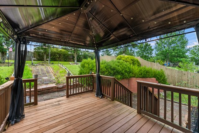 7020 Timber Oak Dr, Mount Juliet, TN 37122