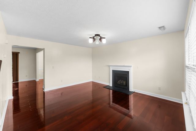 7020 Timber Oak Dr, Mount Juliet, TN 37122