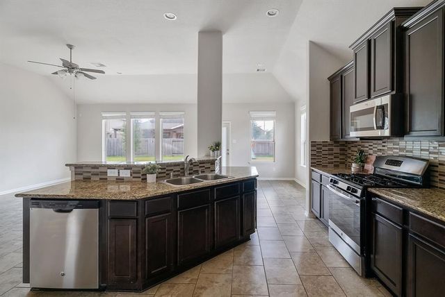 18543 Gardens End Lane, Houston, TX 77084