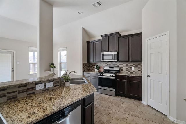 18543 Gardens End Lane, Houston, TX 77084