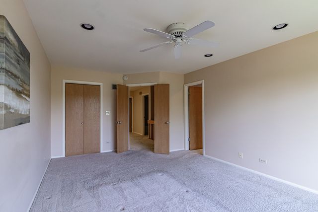 1071 Deerfield Place, Highland Park, IL 60035