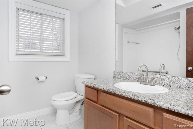 2309 Walton Boulevard 32, Rochester Hills, MI 48309
