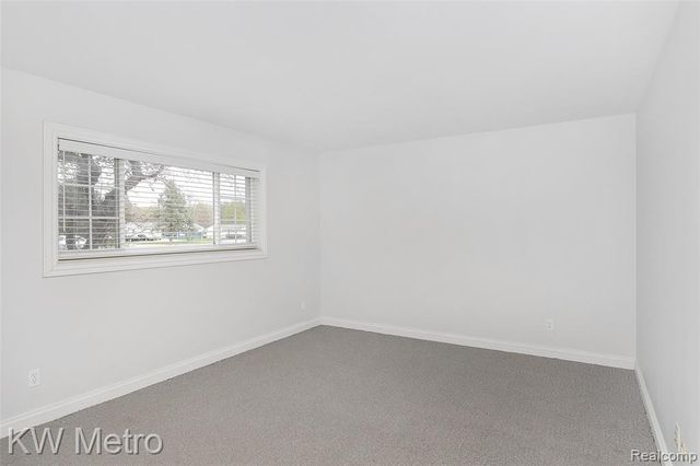 2309 Walton Boulevard 32, Rochester Hills, MI 48309