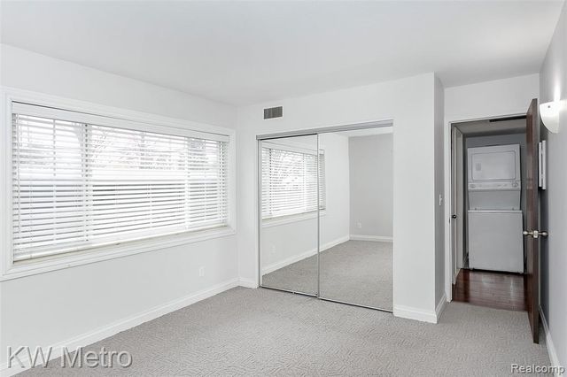 2309 Walton Boulevard 32, Rochester Hills, MI 48309