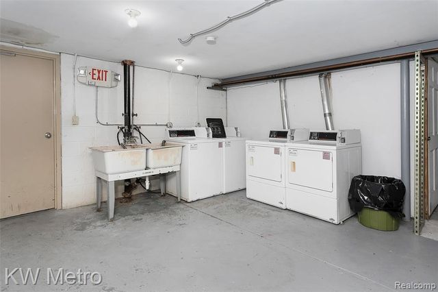 2309 Walton Boulevard 32, Rochester Hills, MI 48309