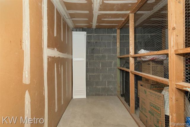 2309 Walton Boulevard 32, Rochester Hills, MI 48309