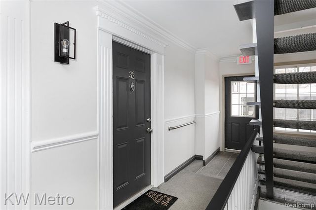 2309 Walton Boulevard 32, Rochester Hills, MI 48309