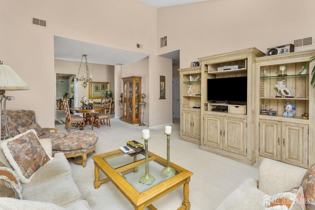 23 Stonewyck Place, Monroe, NJ 08831