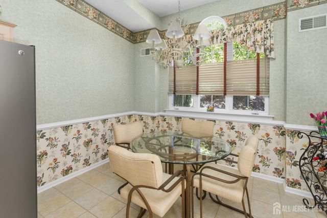23 Stonewyck Place, Monroe, NJ 08831