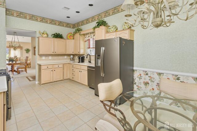23 Stonewyck Place, Monroe, NJ 08831