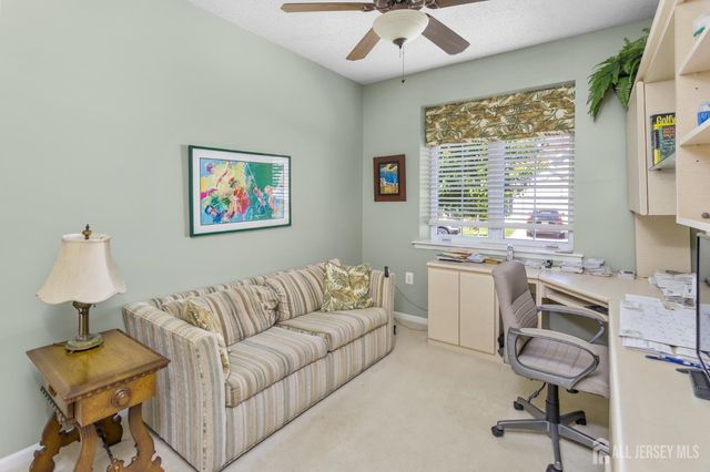 23 Stonewyck Place, Monroe, NJ 08831