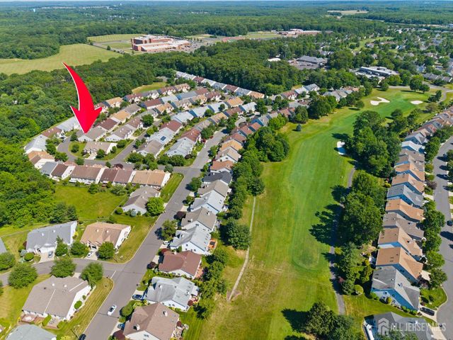23 Stonewyck Place, Monroe, NJ 08831