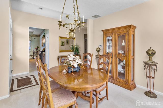 23 Stonewyck Place, Monroe, NJ 08831