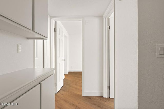 697 Sutton Crest Trail Tl210, Oak Park, CA 91377