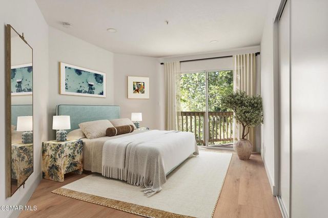 697 Sutton Crest Trail Tl210, Oak Park, CA 91377