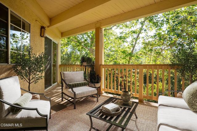 697 Sutton Crest Trail Tl210, Oak Park, CA 91377