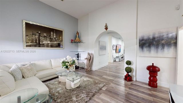 357 W 44th St, Hialeah, FL 33012
