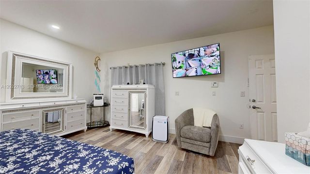 357 W 44th St, Hialeah, FL 33012