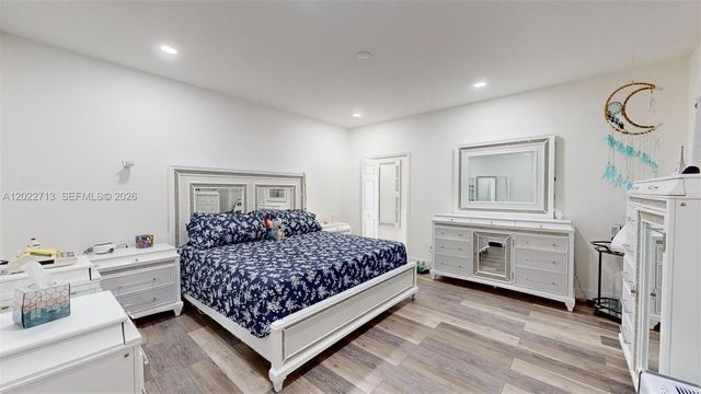 357 W 44th St, Hialeah, FL 33012