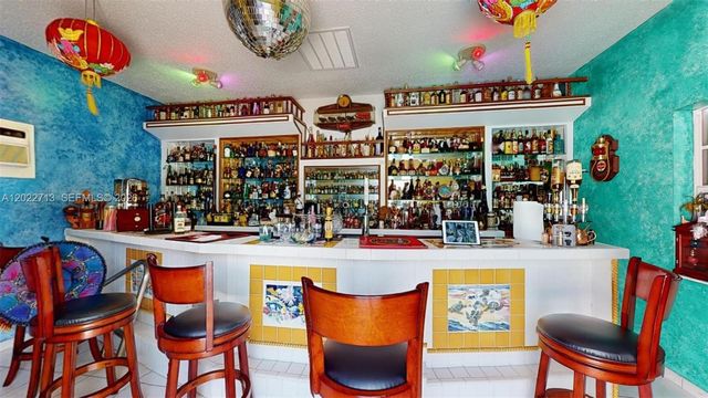 357 W 44th St, Hialeah, FL 33012
