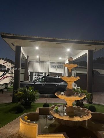 357 W 44th St, Hialeah, FL 33012