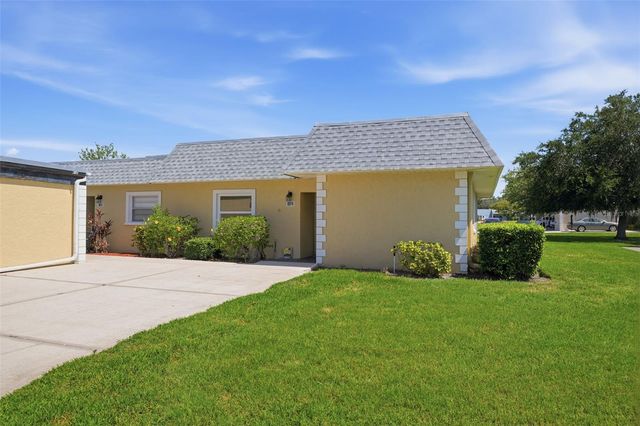 9623 BRASSIE COURT, New Port Richey, FL 34655