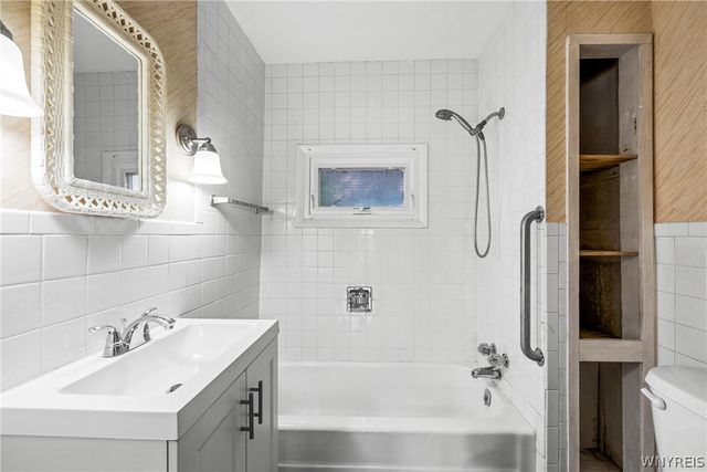 1415 Byrd Avenue, Niagara Falls, NY 14303