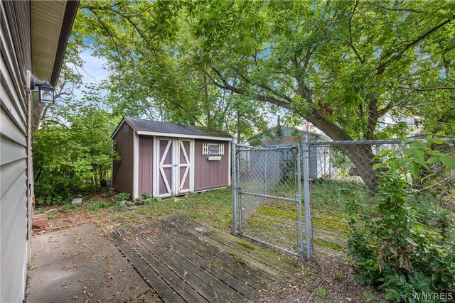 1415 Byrd Avenue, Niagara Falls, NY 14303