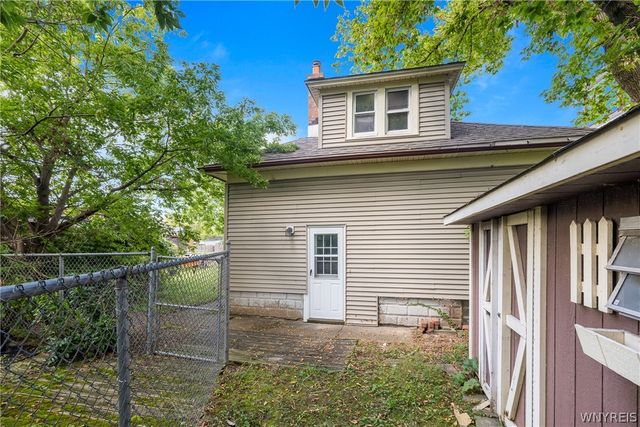 1415 Byrd Avenue, Niagara Falls, NY 14303