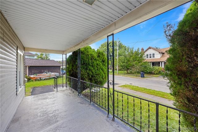 1415 Byrd Avenue, Niagara Falls, NY 14303